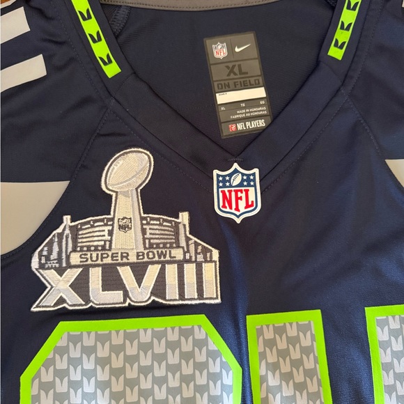 NFL Super Bowl XLVII Marshawn Lynch Seahawks Jersey! - Picture 4 of 5